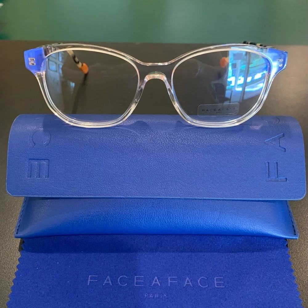FACE A FACE BLAKE 2. Col 0032 Crystal/ Blonde Tortoise. 53mm Cateye Glasses